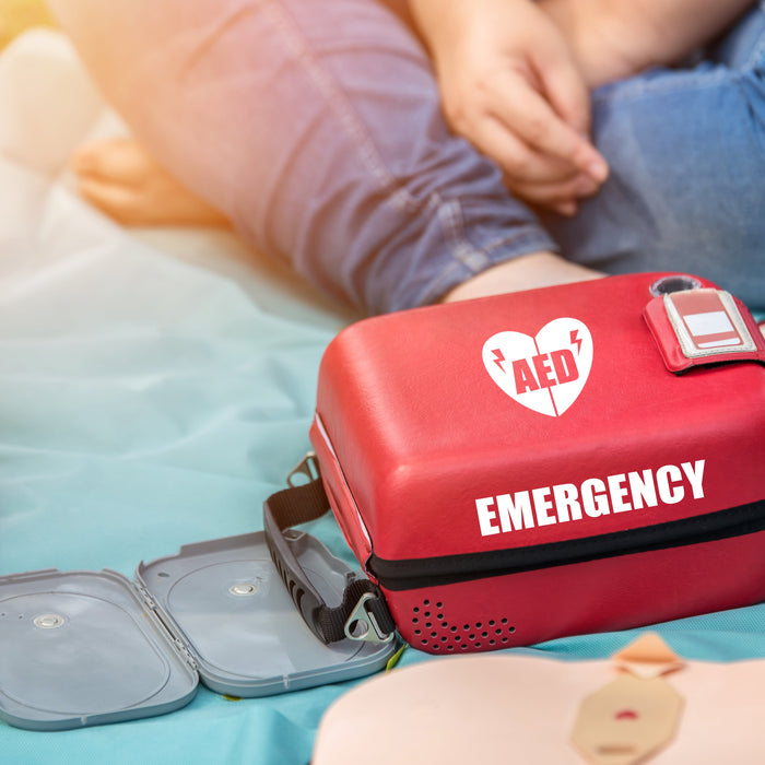 How to Choose Between Manual and Automated Defibrillators