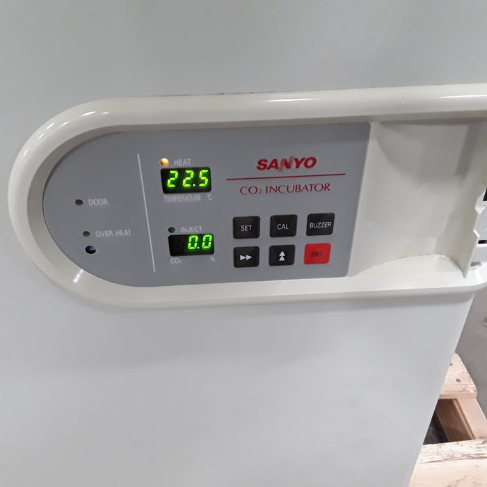 Sanyo MCO-17AIC CO2 Incubator