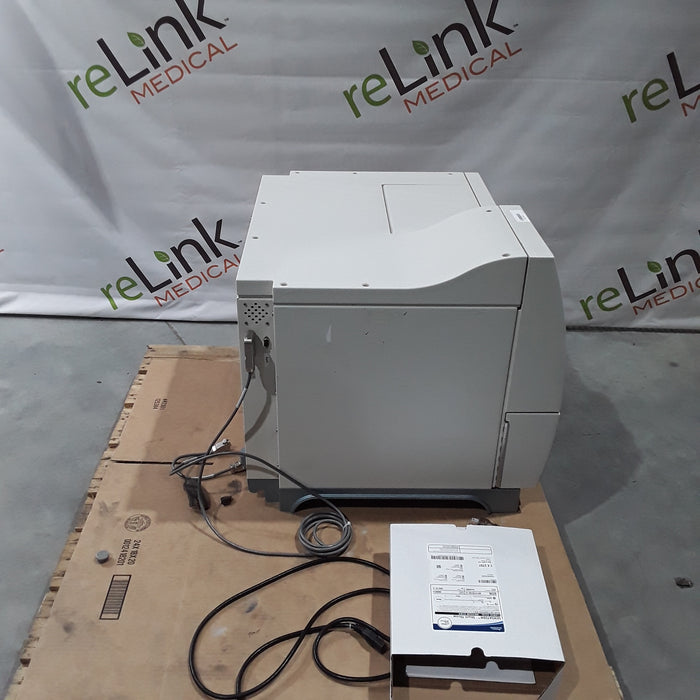 BioMerieux Vitek2 compact automated ID/AST instrument