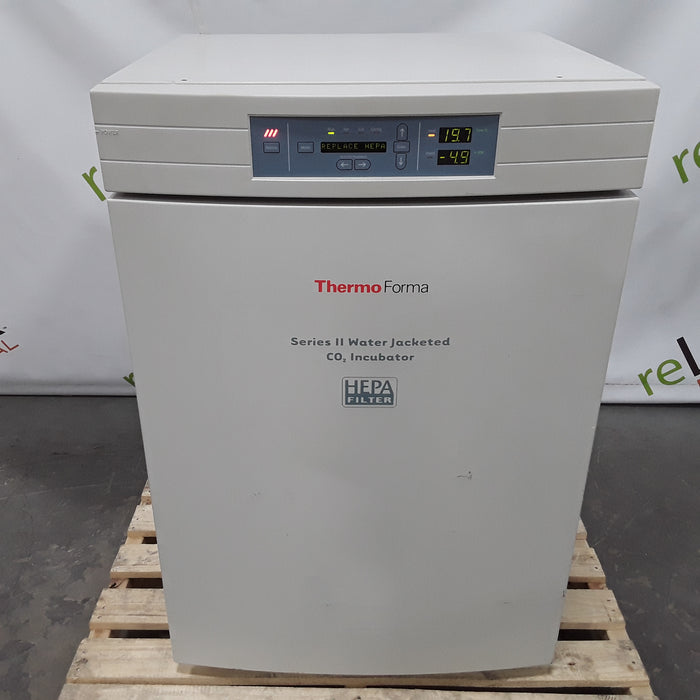Thermo Scientific 3110 CO2 Water Jacketed Incubator