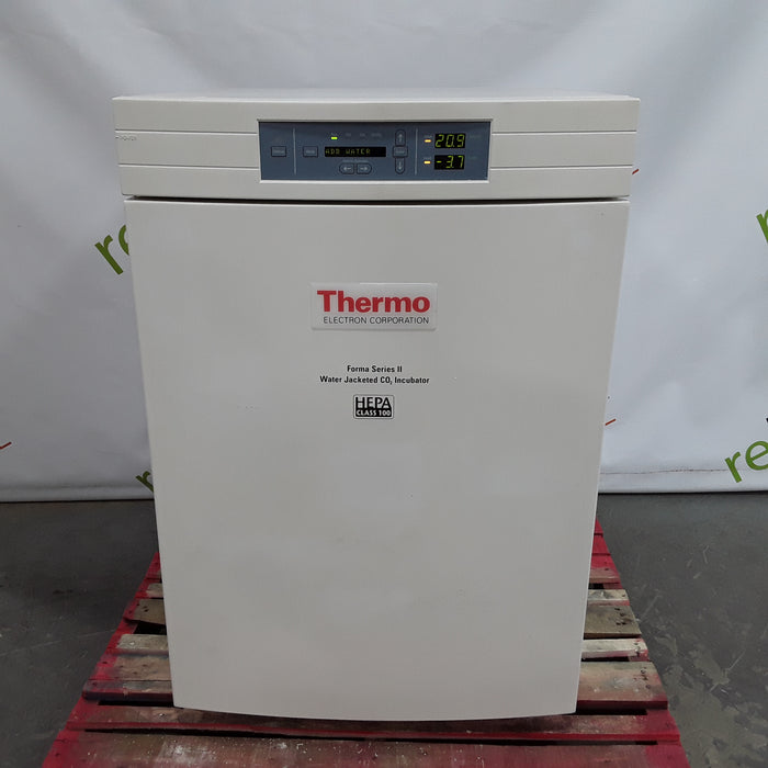 Thermo Scientific 3110 Forma Series II Water Jacketed CO2 Incubator