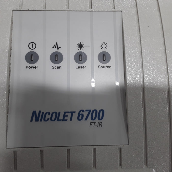 Thermo Scientific Nicolet 6700 FT-IR Spectrometer