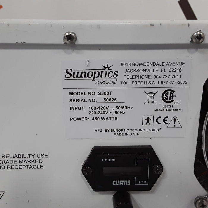 Sunoptics Surgical S300T Titan Light Source
