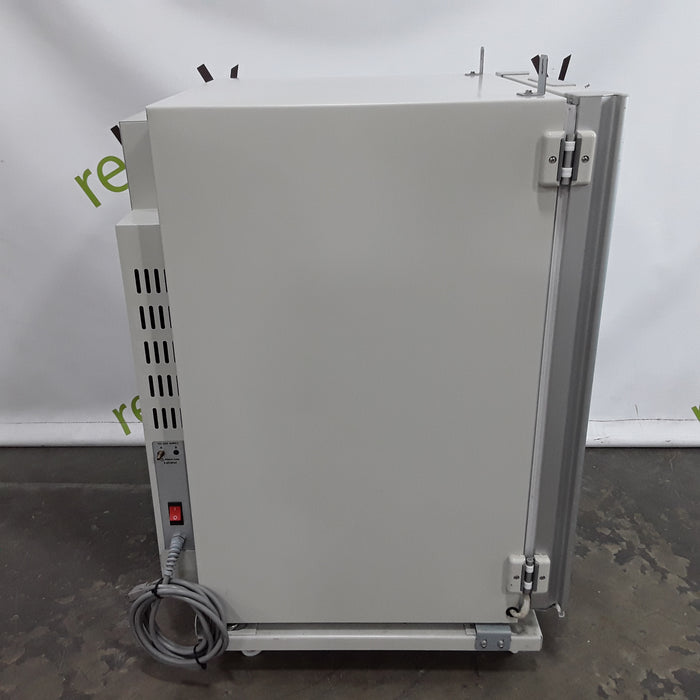 Sanyo MCO-19AIC (UV) CO2 Incubator