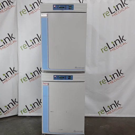 Thermo Scientific Thermo Scientific 3110 Forma Series II Water Jacketed CO2 Incubator Research Lab reLink Medical