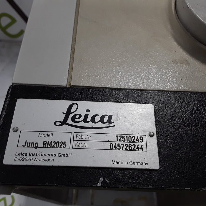 Leica RM 2025 Microtome