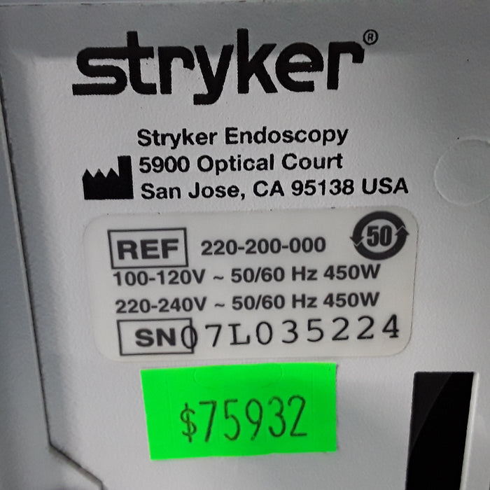 Stryker X8000 Light Source