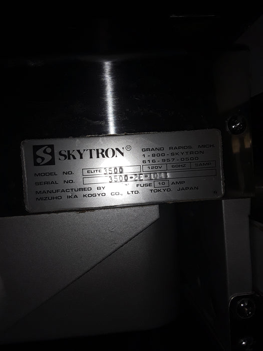Skytron 3500 Elite Surgical Table