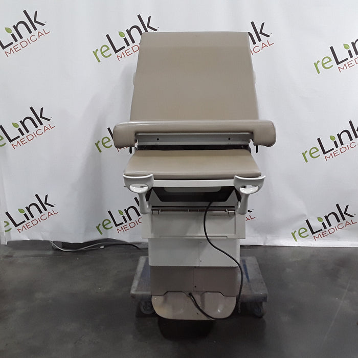 Midmark 222 Procedure Chair