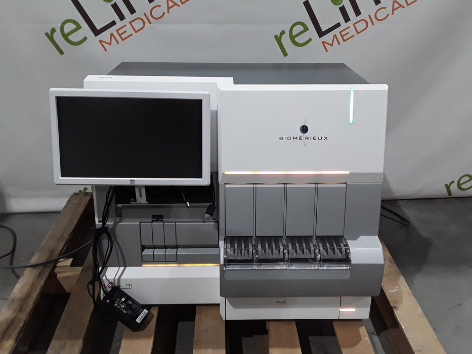 BioMerieux VIDAS 3 Fully automated benchtop immunoassay system