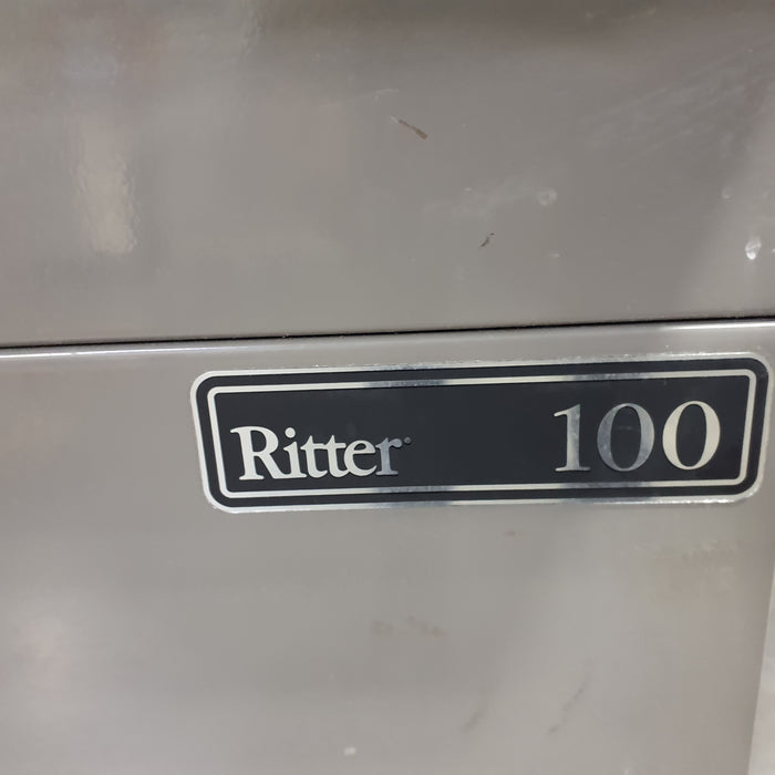 Midmark Ritter 100 Exam Table