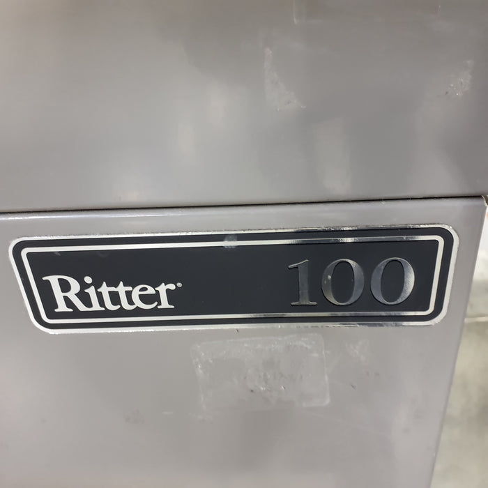 Midmark Ritter 100 Exam Table