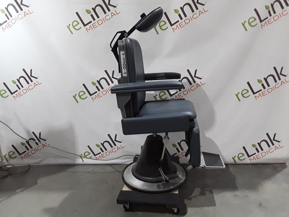 Global Surgical Corporation SMR Apex 2300 Exam Chair