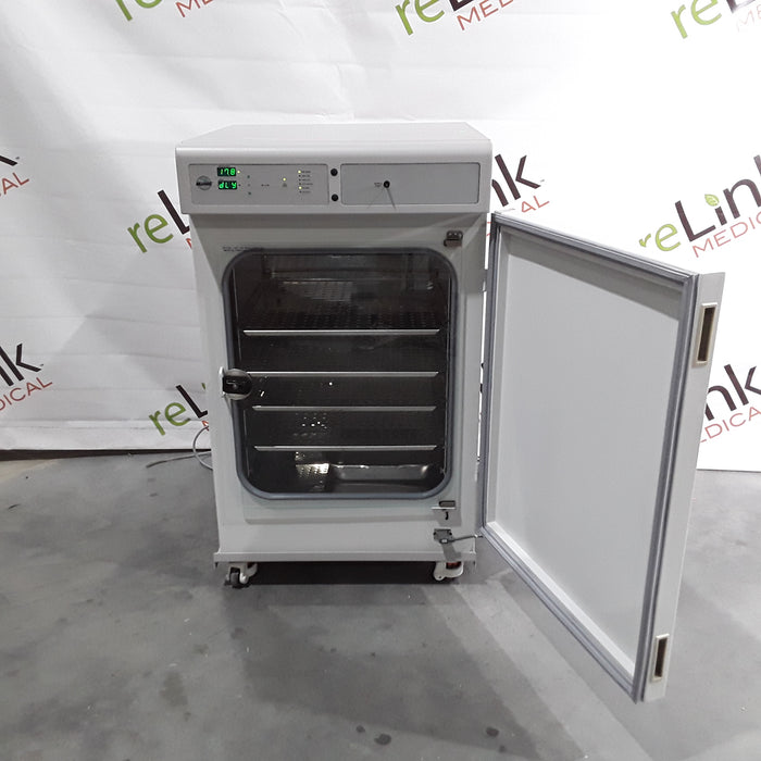 Nuaire NU-5500 DH AUTOFLOW CO2 Air-Jacketed Incubator