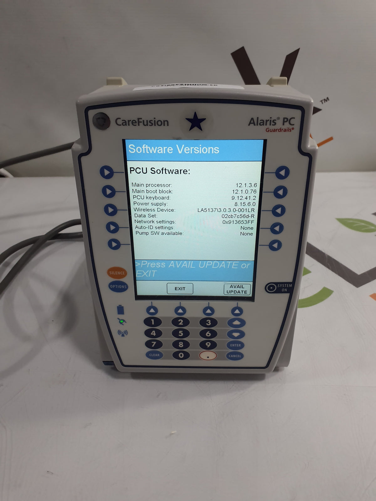 CareFusion Alaris 8015 Large Screen POC Infusion Pump — reLink Medical