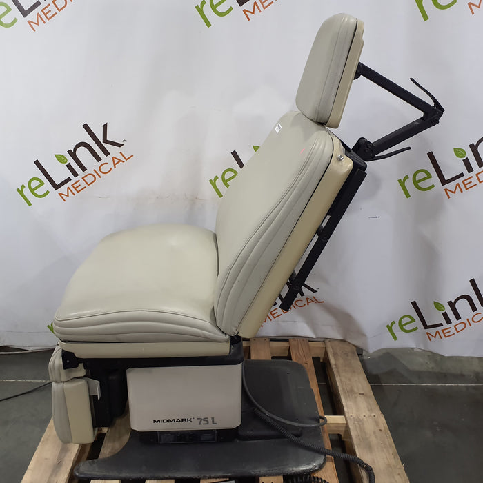 Midmark 75L Exam Chair
