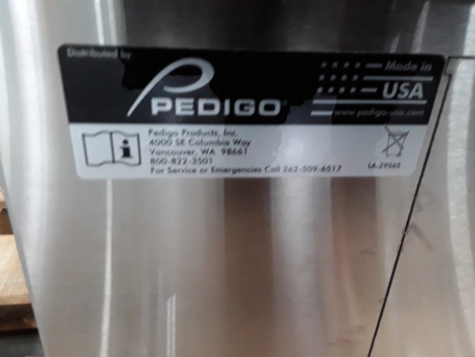 Pedigo Products, Inc. P-2110 Warming Cabinet