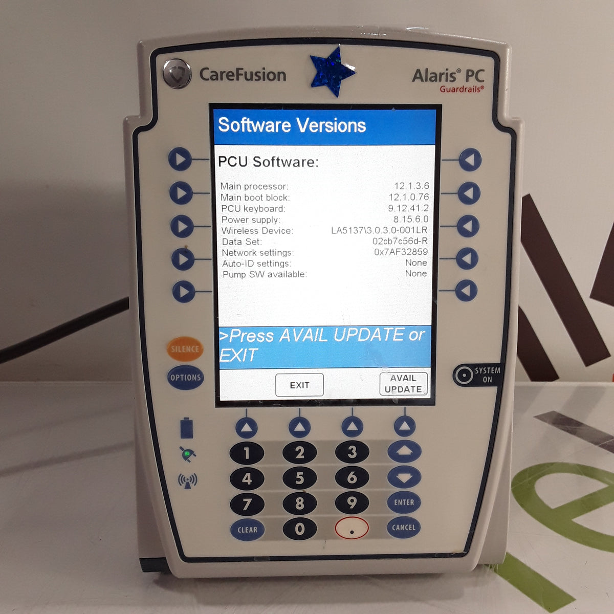 Carefusion Alaris 8015 Large Screen Poc Infusion Pump — Relink Medical