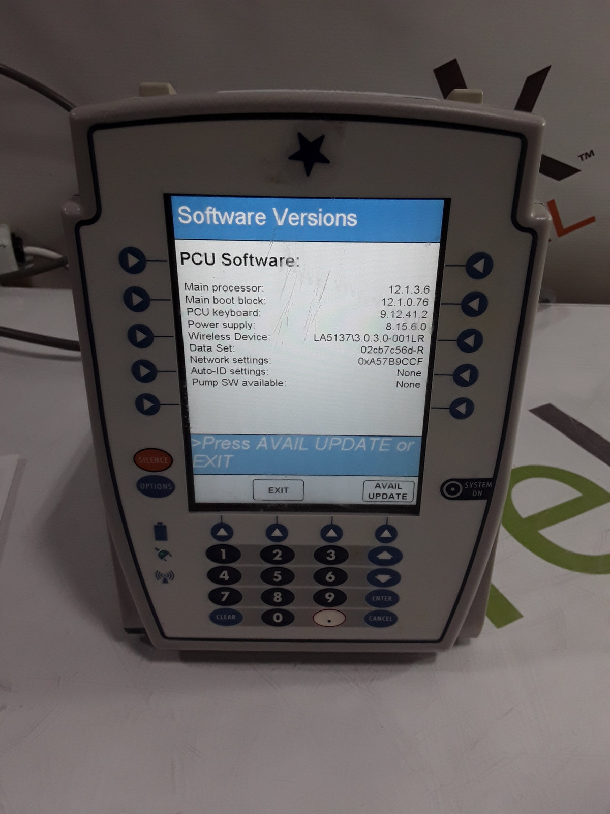 CareFusion Alaris 8015 Large Screen POC Infusion Pump — reLink Medical