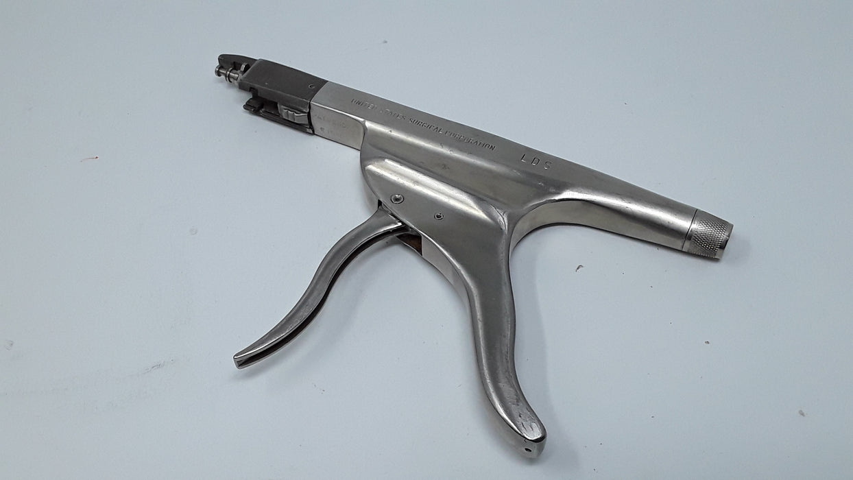 United States Surgical Corporation E 1980 Surgical Stapler