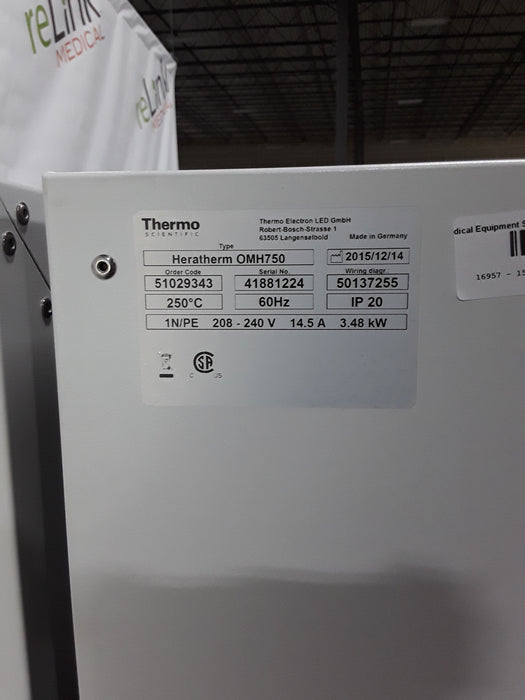 Thermo Scientific HeraTherm OMH750 Incubator