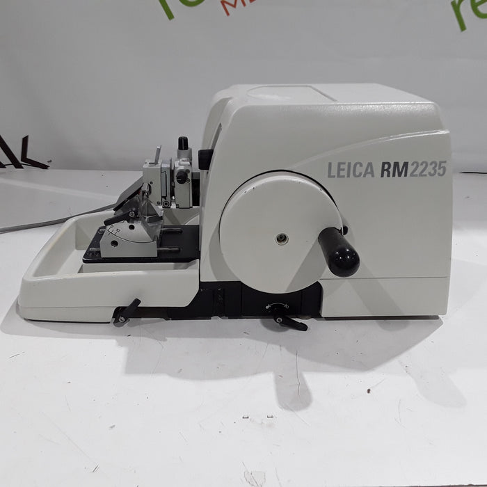 Leica RM2235 Manual Rotary Microtome