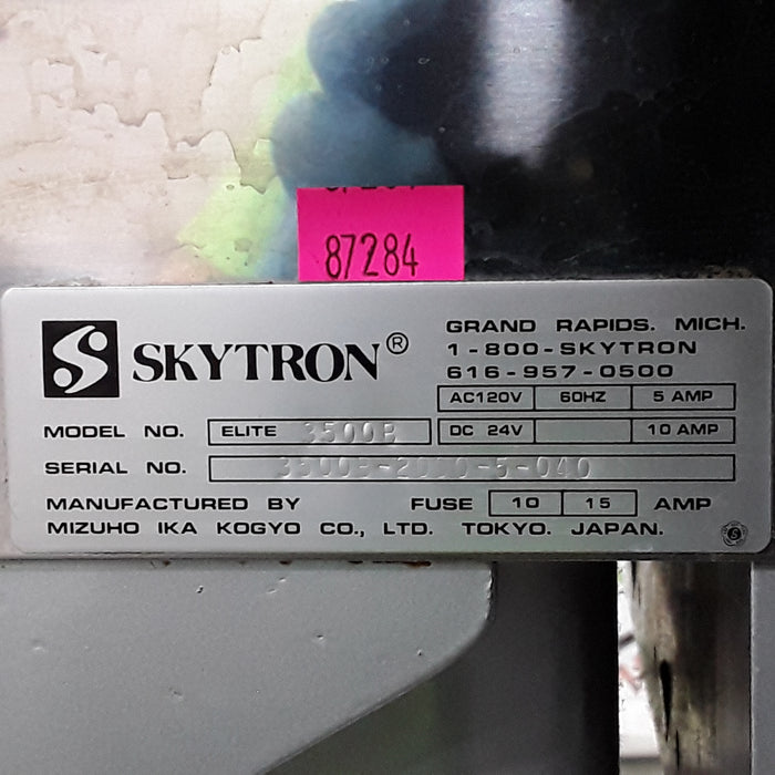Skytron 3500 Elite Surgical Table