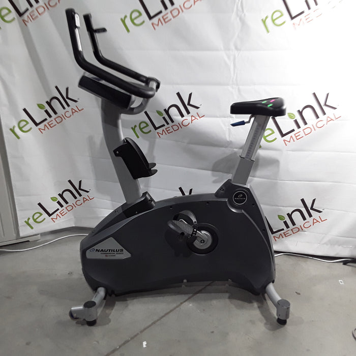 Med-Fit Systems, Inc. Nautilus U916 Upright Bike