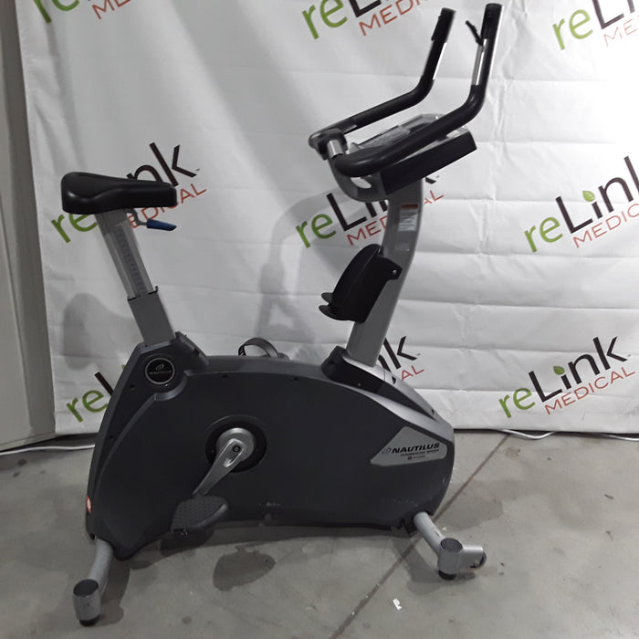 Med-Fit Systems, Inc. Nautilus U916 Upright Bike