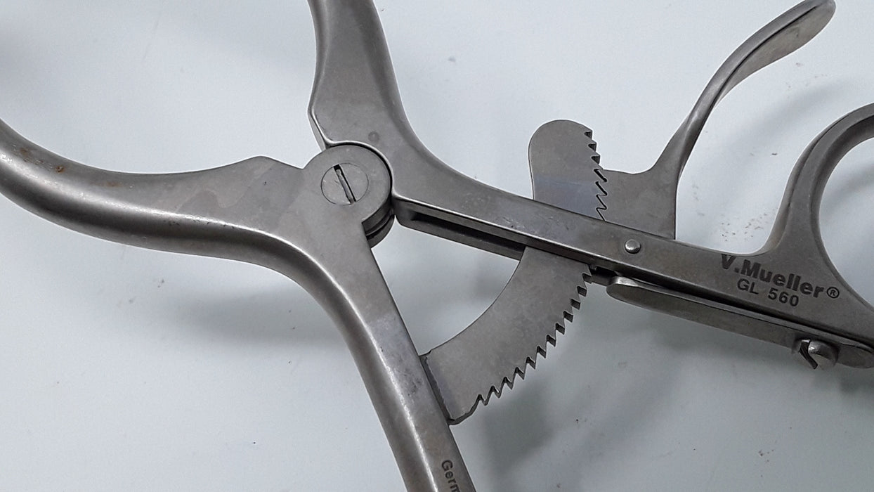 V. Mueller GL 560 Rigby Vaginal Retractor