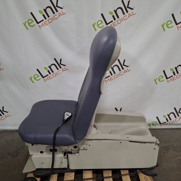 Midmark 625 Barrier-Free Power Exam Table