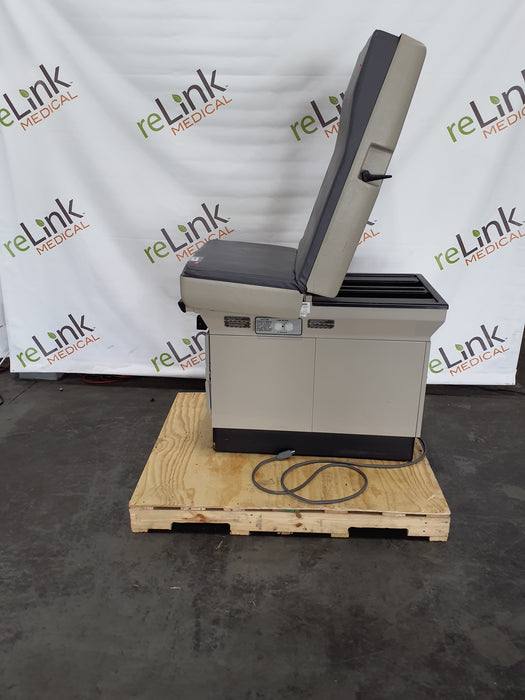 Midmark 404 Exam Table