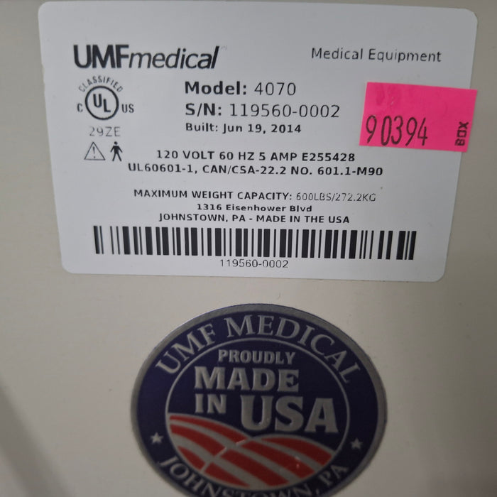 UMF Medical 4070 Power Exam Chair