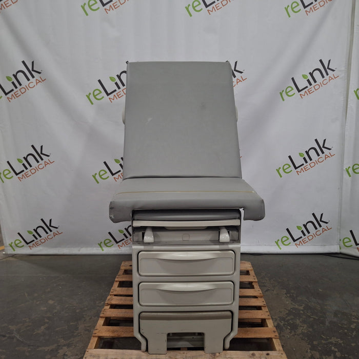 Midmark 204 Exam Table