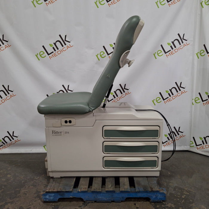 Midmark 204 Exam Table