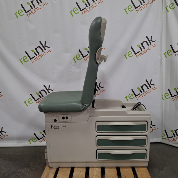 Midmark 204 Exam Table