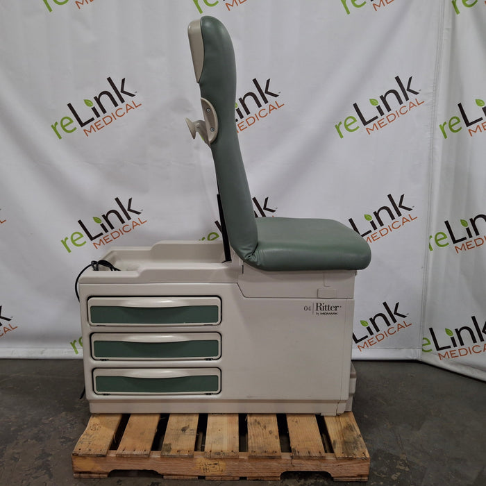 Midmark 204 Exam Table