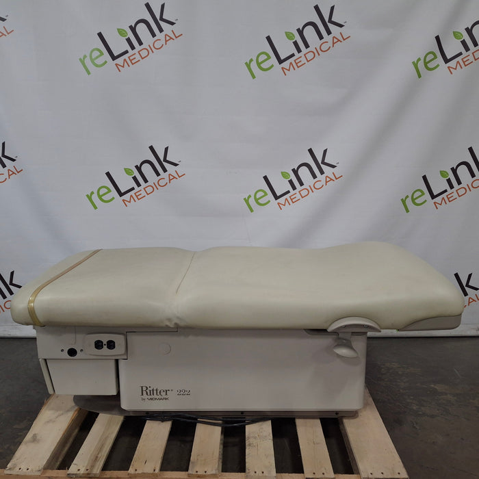 Midmark 222 Procedure Chair