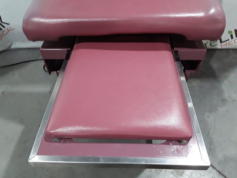 UMF Medical 5103 Exam Table