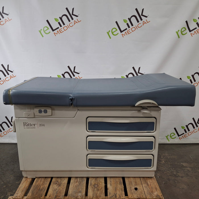 Midmark 204 Exam Table