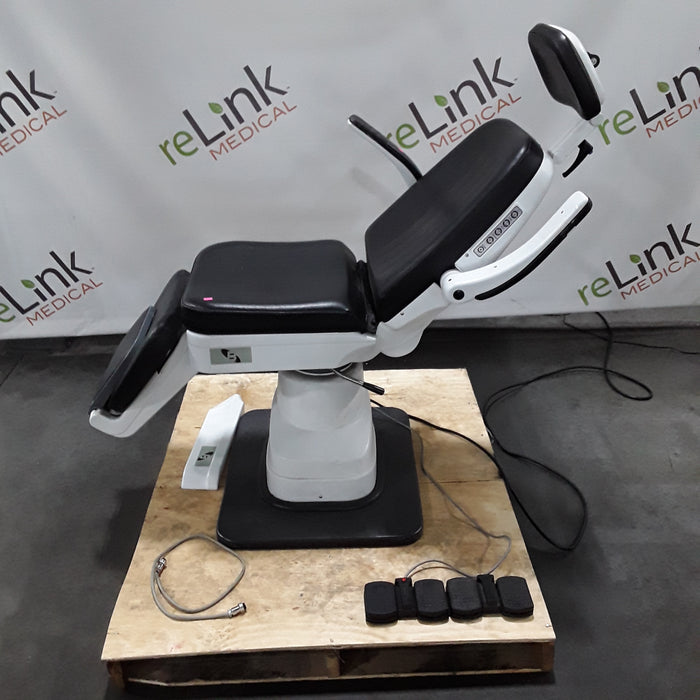 Burton XLCT 4000 Tilt Exam Chair