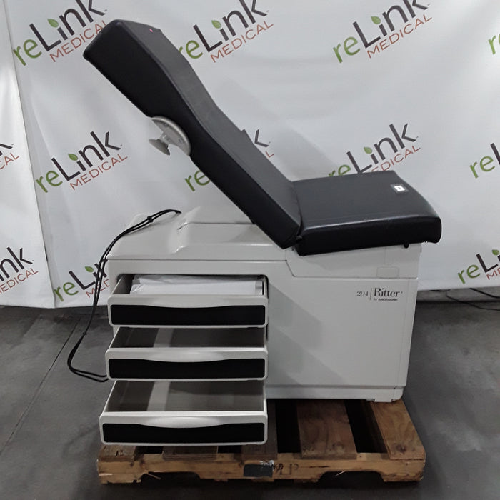 Midmark 204 Exam Table