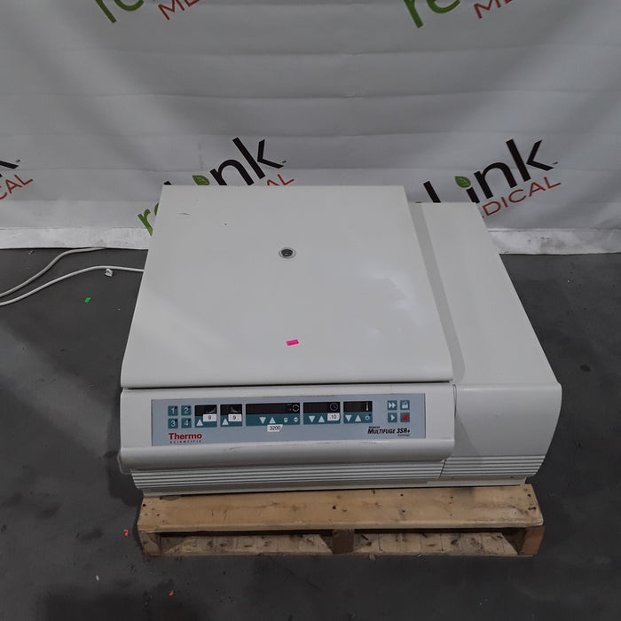 Thermo Scientific Multifuge 3SR+ Centrifuge