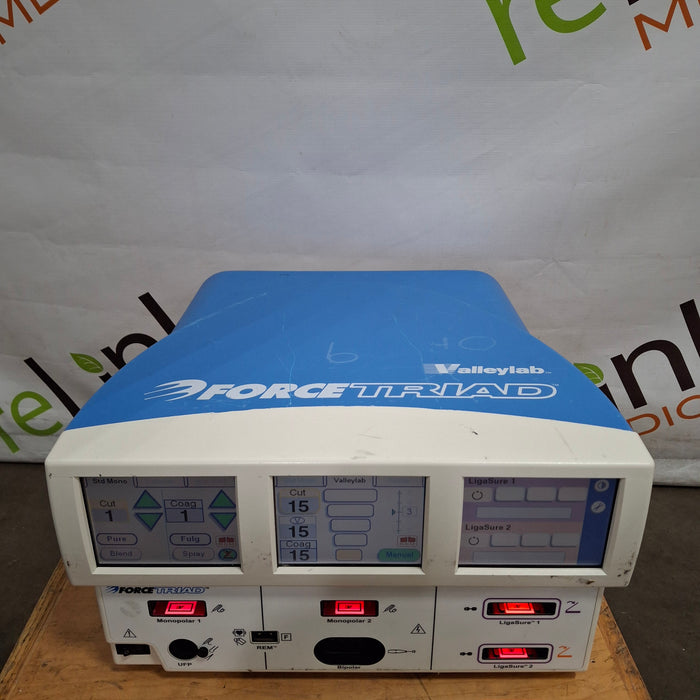 Covidien Force Triad 3.8-4.0 Electrosurgical Unit