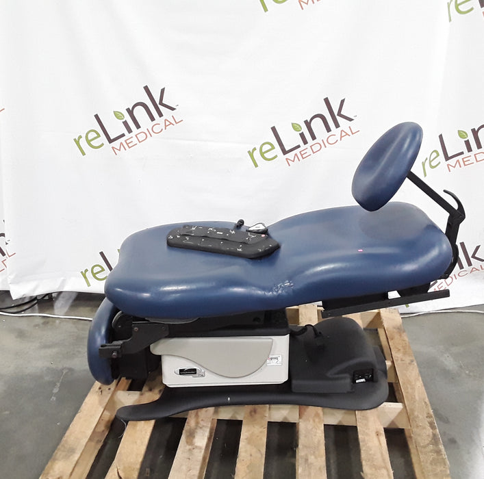 Midmark 630 Procedure Chair