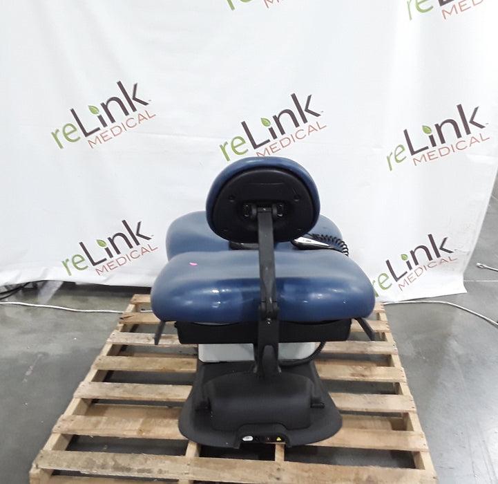 Midmark 630 Procedure Chair