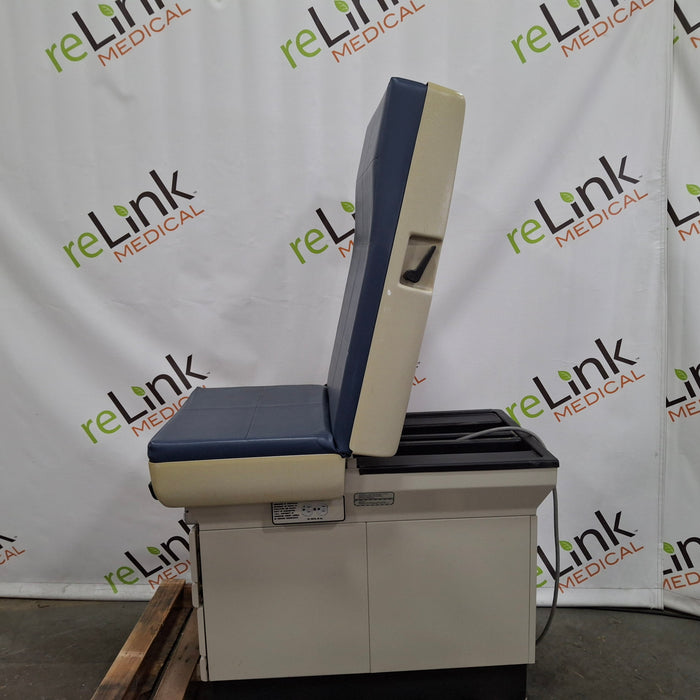 Midmark 404 Exam Table