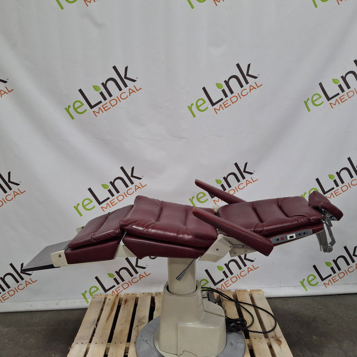 Reliance Medical Products, Inc. 980 Exam Chair