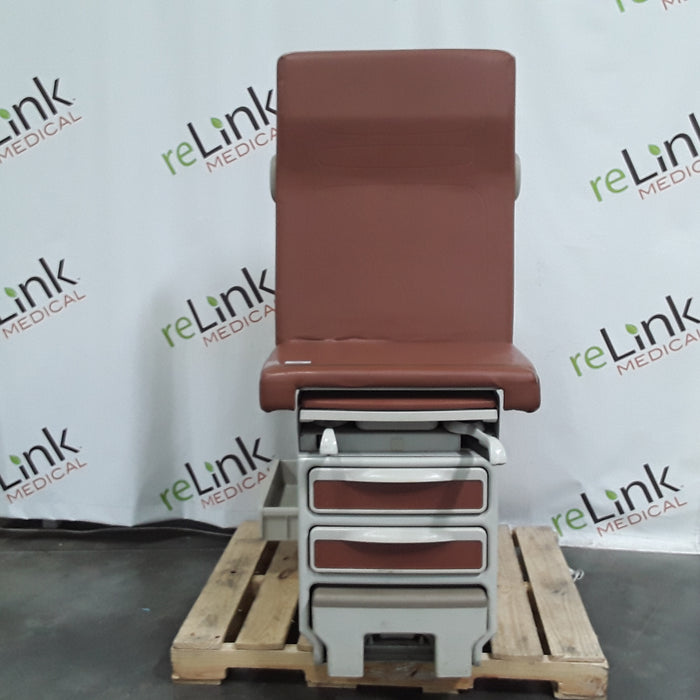 Midmark 204 Exam Table