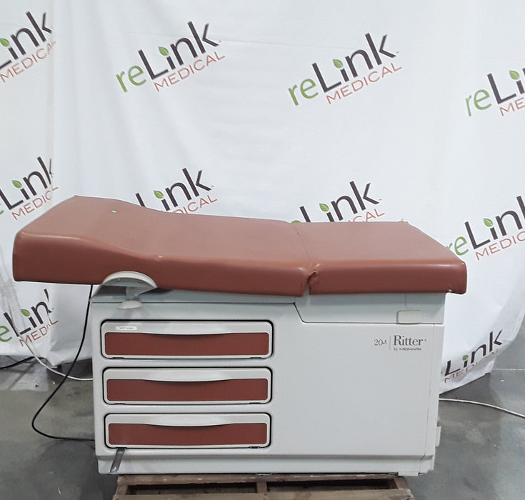 Midmark 204 Exam Table